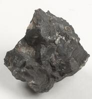 M 05812
          <br/>
          
          <br/>
          <em></em>
